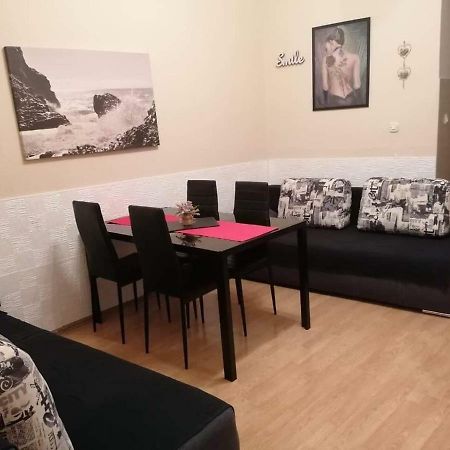 Apartman Miki Pula Eksteriør billede