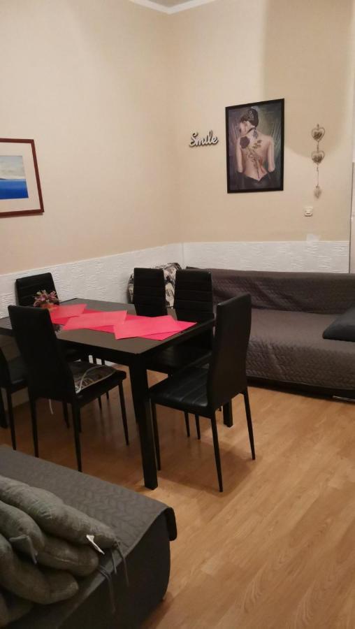 Apartman Miki Pula Eksteriør billede