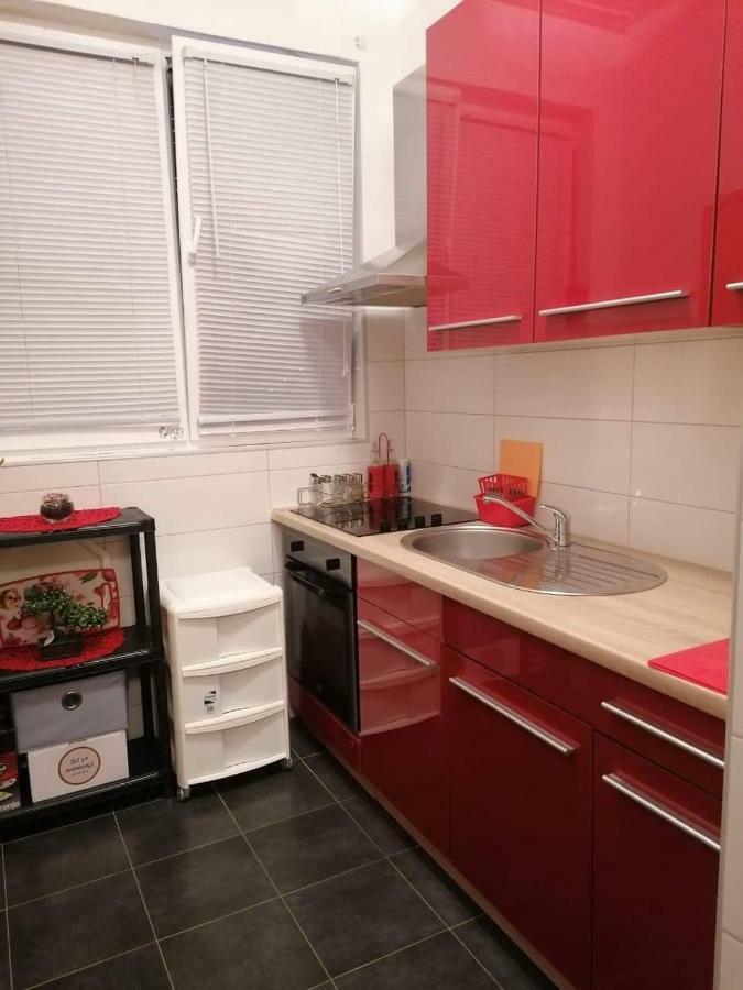 Apartman Miki Pula Eksteriør billede